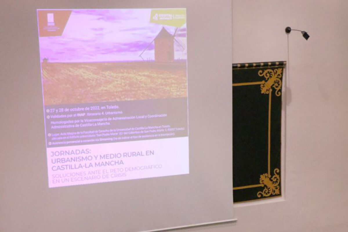 el coacm en las jornadas sobre urbanismo y medio rural