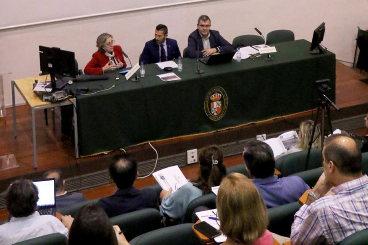 el coacm en las jornadas sobre urbanismo y medio rural