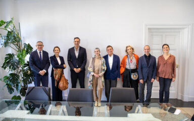 mitma otorga a emilio tunon premio nacional de arquitectura