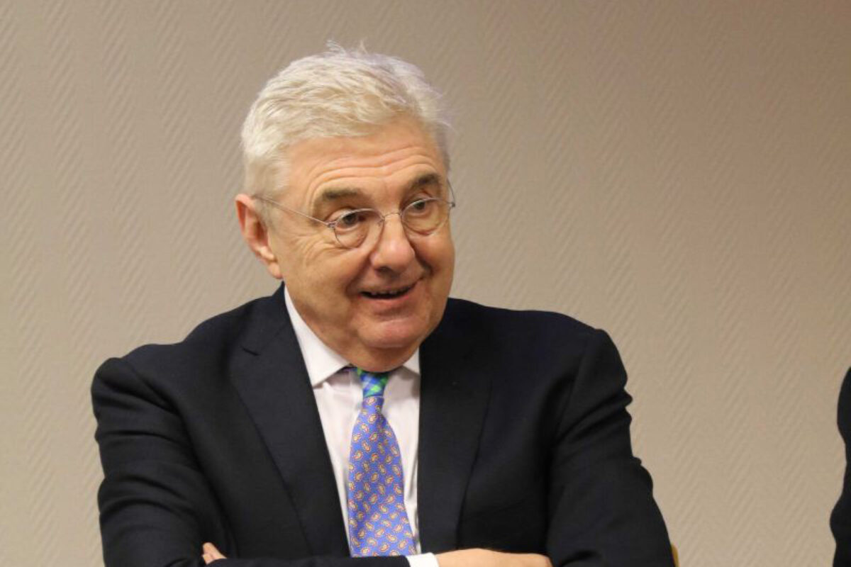 nina arcas presenta en el coacm su libro guadalajara desnuda