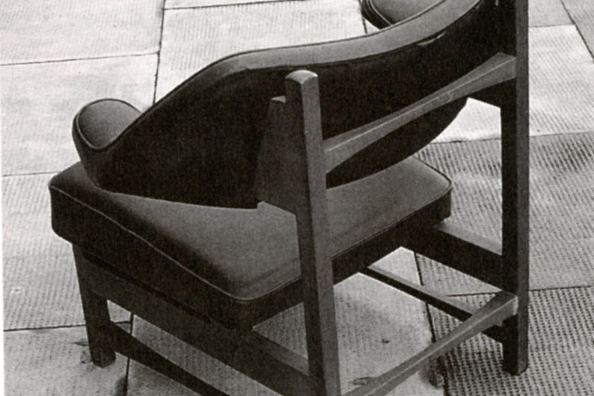 el libro miguel fisac mobiliario premio a la divulgacion de la arquitectura